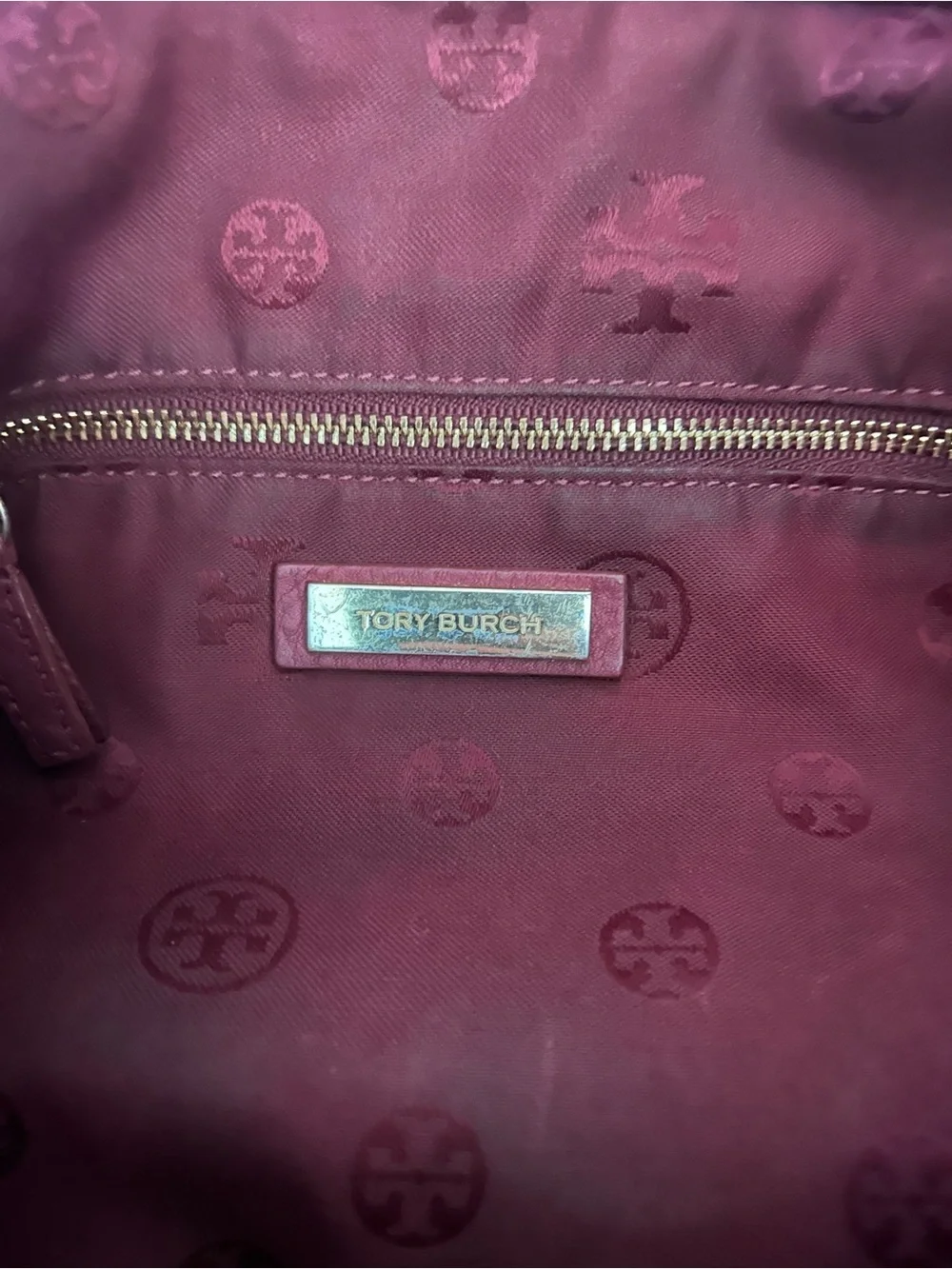 Tory Burch Hobo Shoulder Handbag Gold Detail burgundy